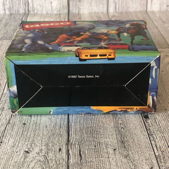 Tasco 165RB Black Compact Rubber Armored Folding Binoculars 8x21mm w/Case - Picture 9 of 11